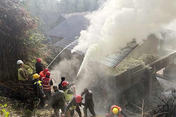 突發(fā)火災，大墊高速公路TJ3項目緊急救援